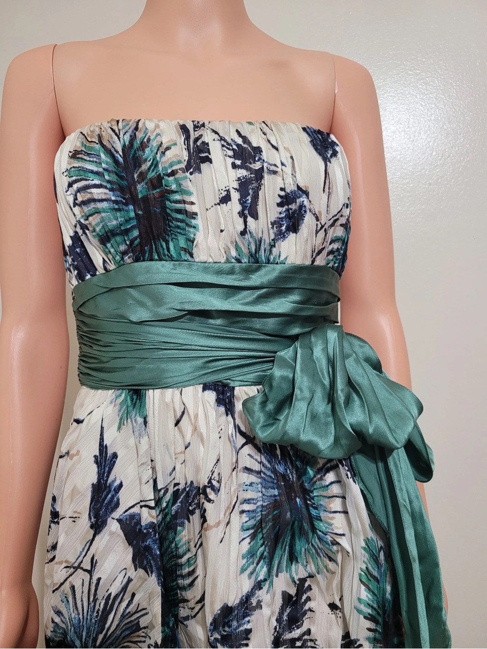 100% Silk Strapless Green Floral A-Line Dress